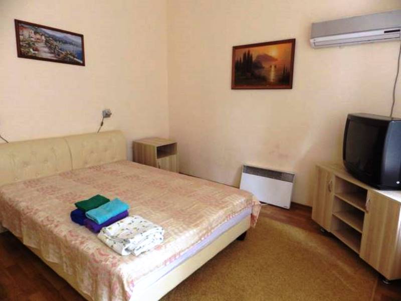 "Куропатка" гостиница в Гурзуфе - фото 1