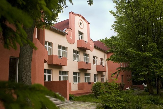 "Старый дуб" гостиница в Светлогорске - фото 1