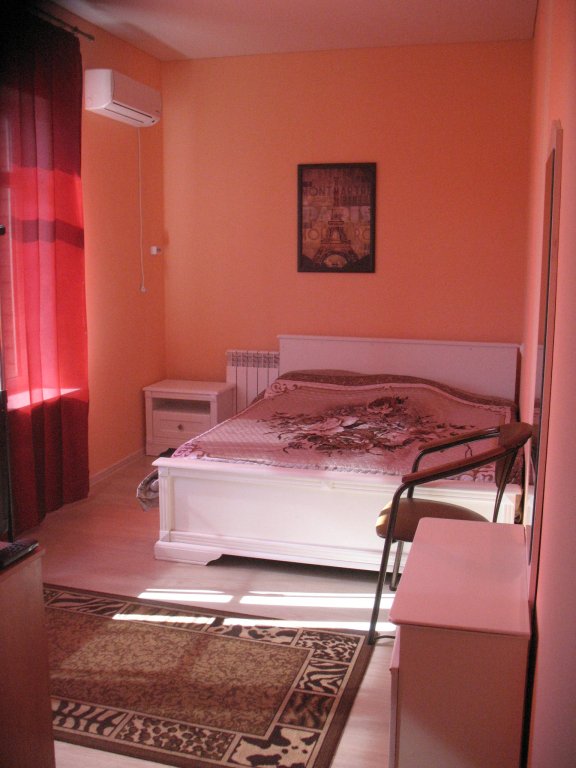 "Арена" гостевой дом в Краснодаре - фото 2