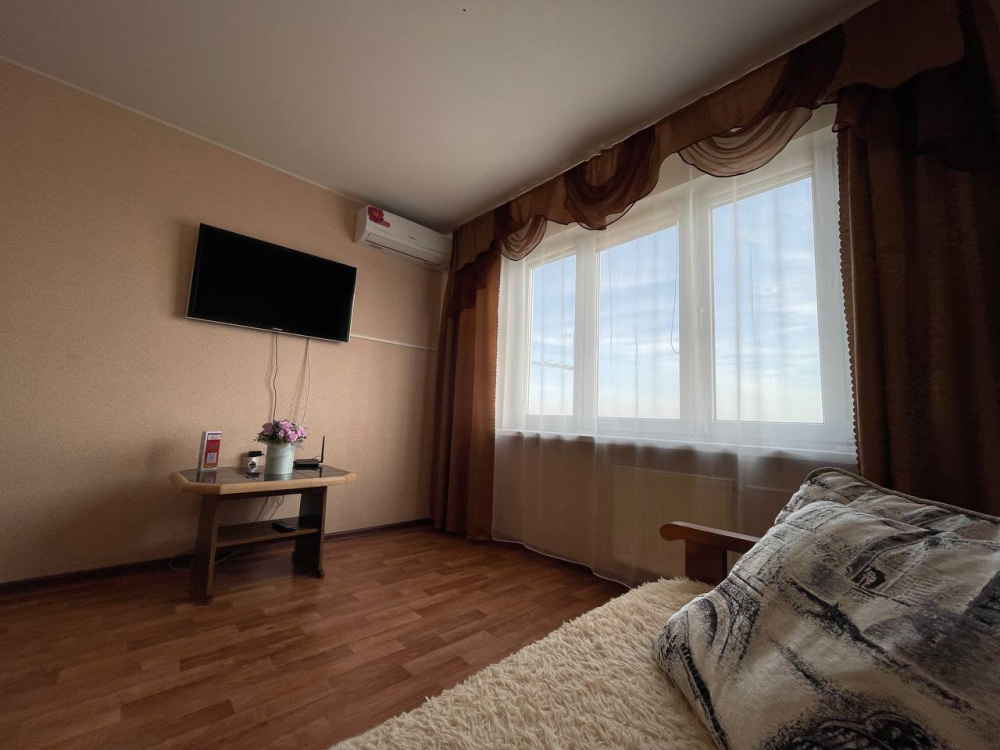 2х-комнатная квартира Надежды 1 в Крымске - фото 8