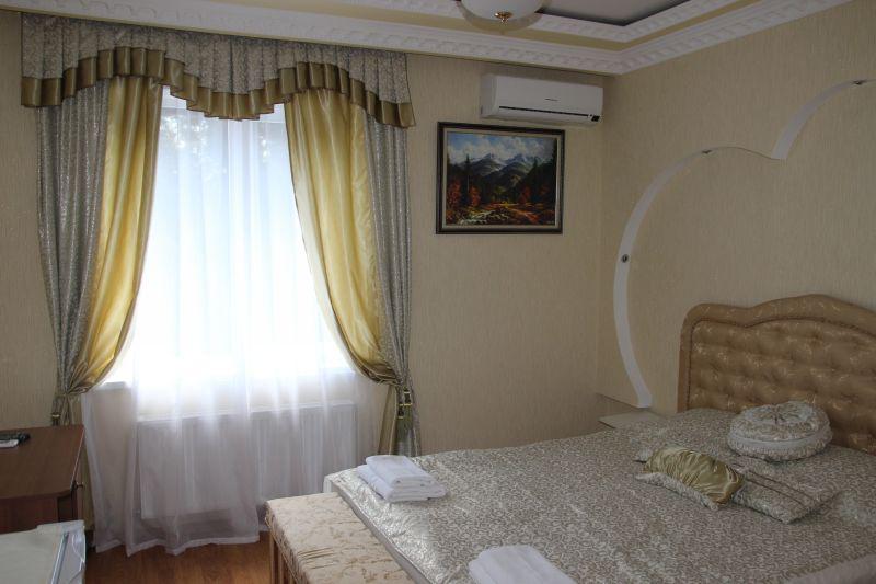 "Люкс" отель в Симферополе - фото 17