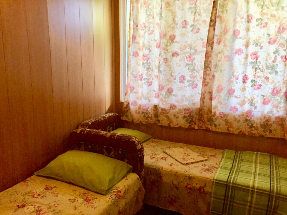 "Семейный клуб Белый парус" гостевые комнаты в Кучугурах - фото 15