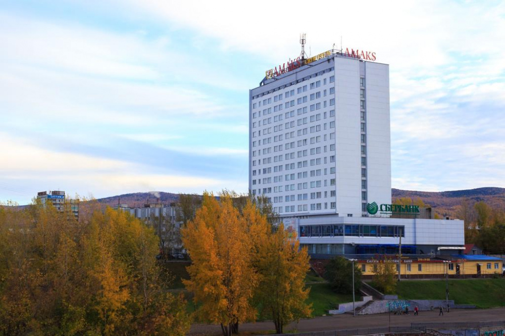 "Амакс Сити" отель в Красноярске - фото 1