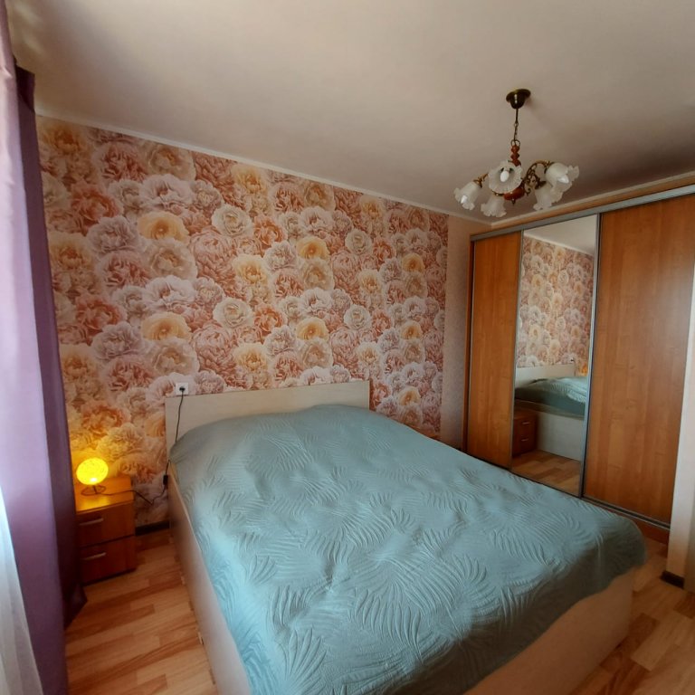 3х-комнатная квартира Рижский 85/а в Пскове - фото 1