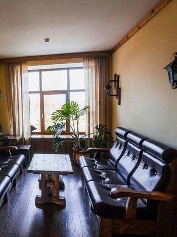 "Дубрава Инн" гостиница в д. Берёзовка (Валдай) - фото 1