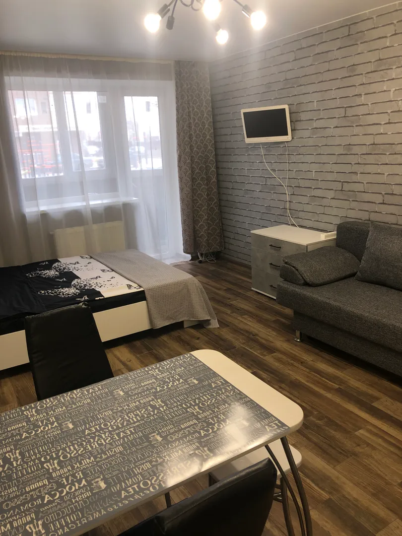 "Уютная" квартира-студия в Семилуках - фото 3
