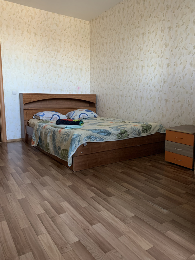 3х-комнатная квартира Холмогорская 4Г в Перми - фото 1