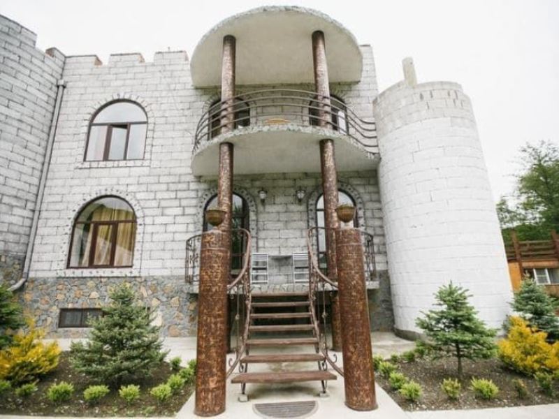 "Замок Климовский" гостиница в п. Перевалка (Мостовской) - фото 3