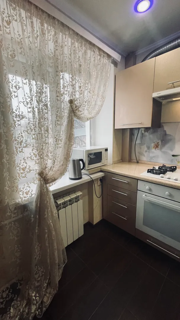 "Новая просторная" 2х-комнатная квартира в Каменск-Шахтинском - фото 8
