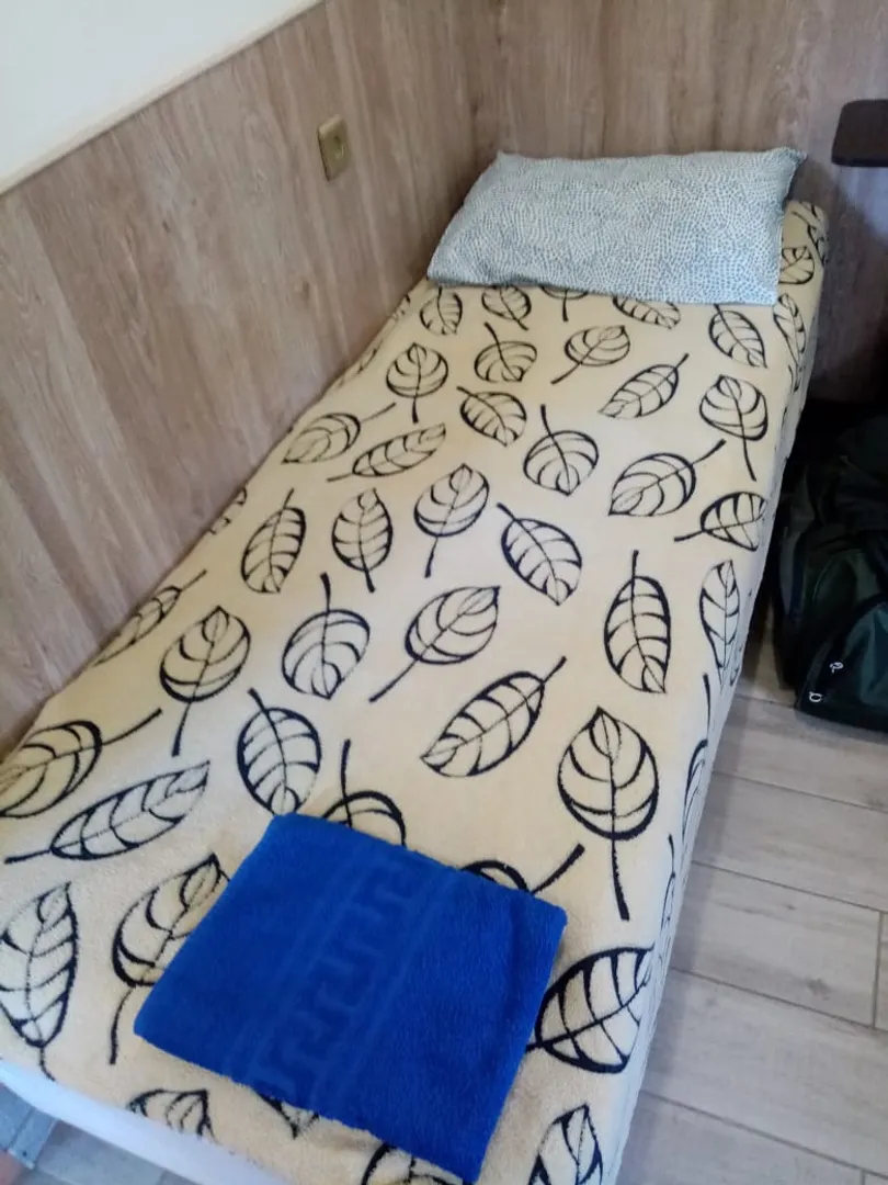"Уютная" 1-комнатная квартира в Усть-Луге - фото 1