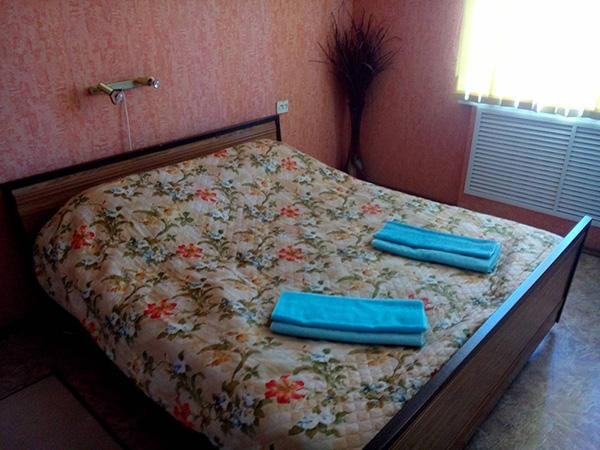 "Заря" гостиница в Новошахтинске - фото 2