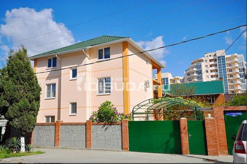 "Family House Tes" частный сектор в Геленджике - фото 1