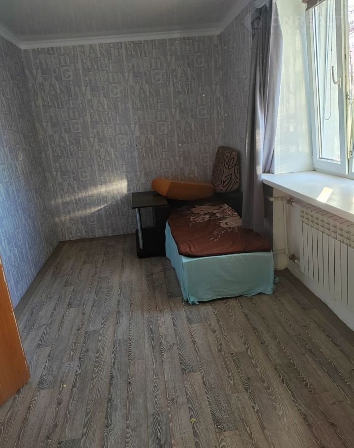 2х-комнатная квартира Гагарина 25 в Гуково - фото 1