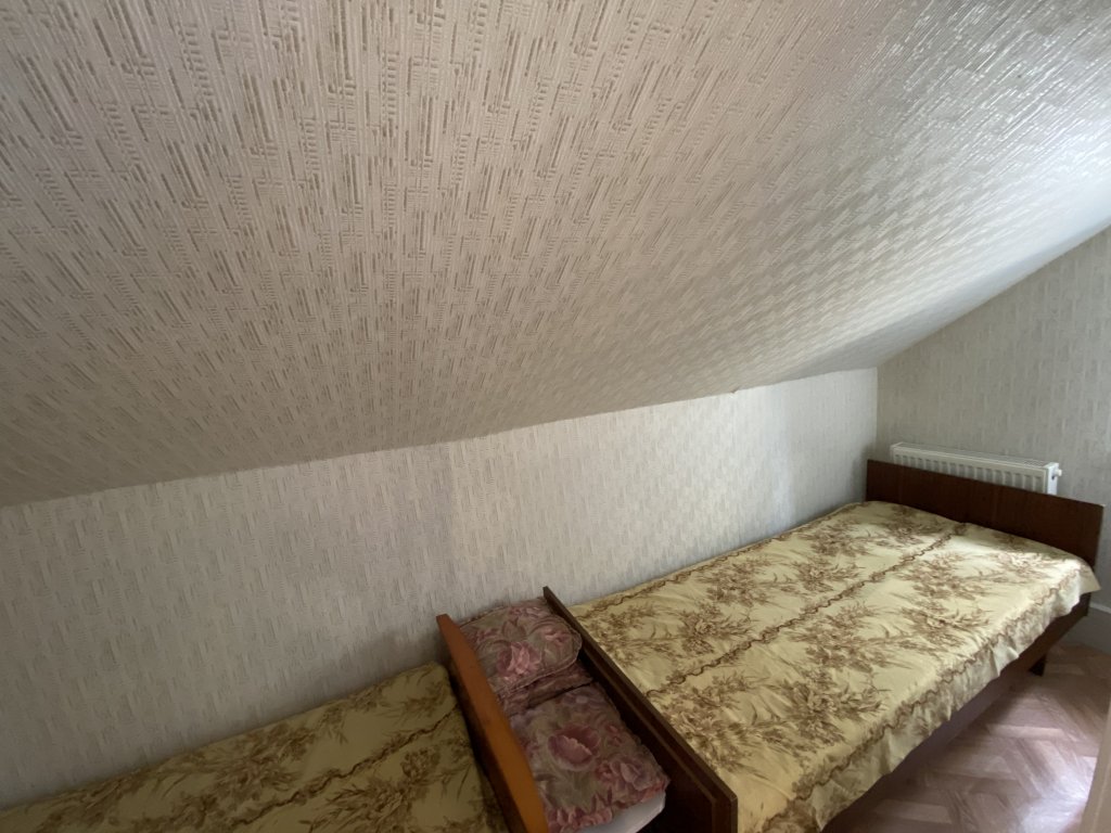 "Уютная Мансарда" 2х-комнатная квартира в Зеленоградске - фото 1