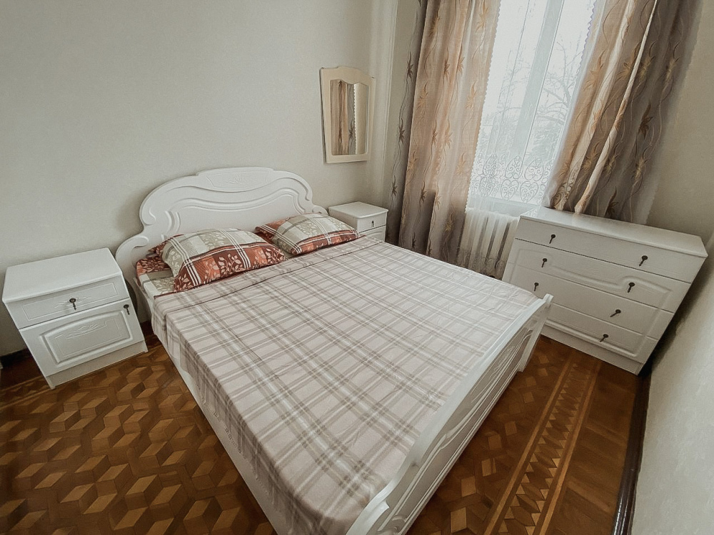 3х-комнатная квартира Ленина 12 в Астрахани - фото 3