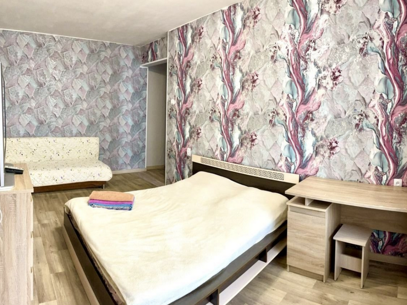 1-комнатная квартира Луначарского 39/А кв 12 в Усолье-Сибирском - фото 1