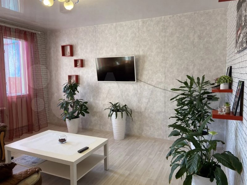2х-комнатная квартира Мамина-Сибиряка 27 в Иркутске - фото 1