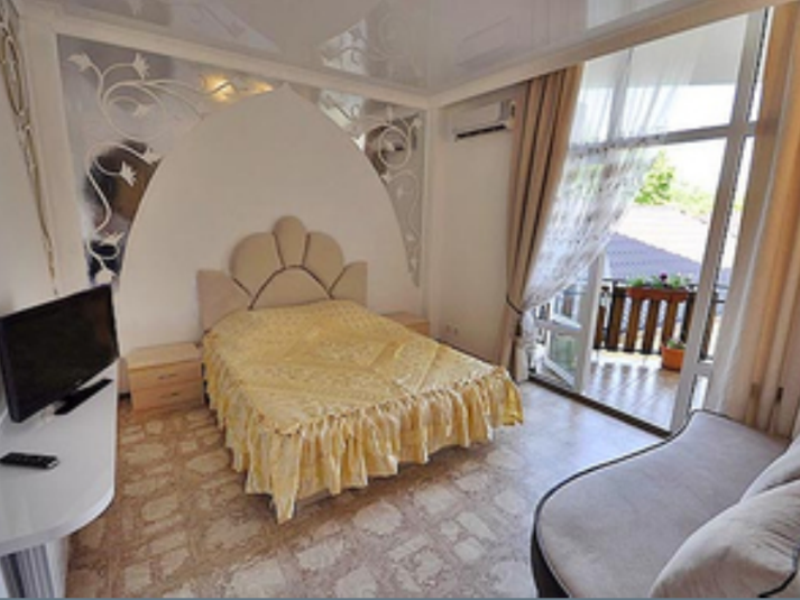 "Виктория" гостевой дом в Кабардинке - фото 1