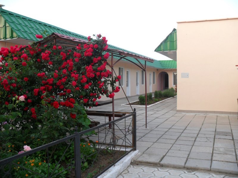 "Валентина" мини-гостиница в п. Заозерное (Евпатория), ул. Гайдара, 30 - фото 3