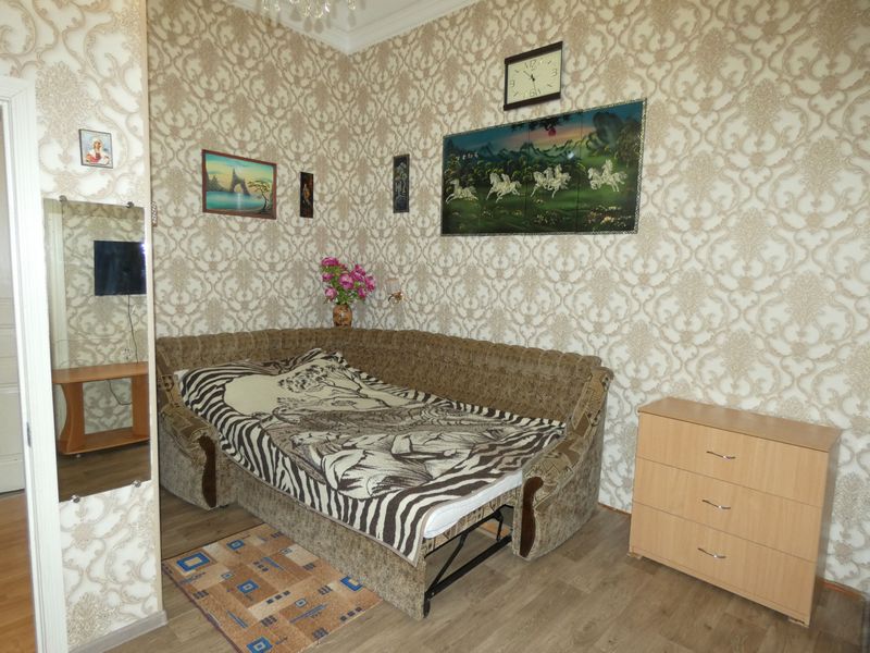 "С террасой и отдельным входом" 3х-комнатная квартира в Евпатории - фото 14
