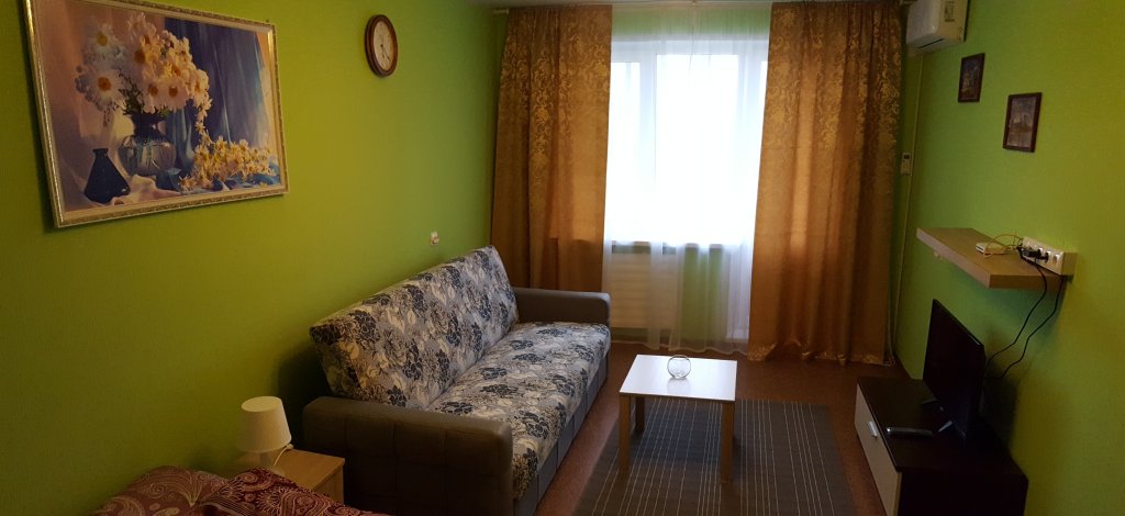 1-комнатная квартира Коммунальная 45 в Пскове - фото 2