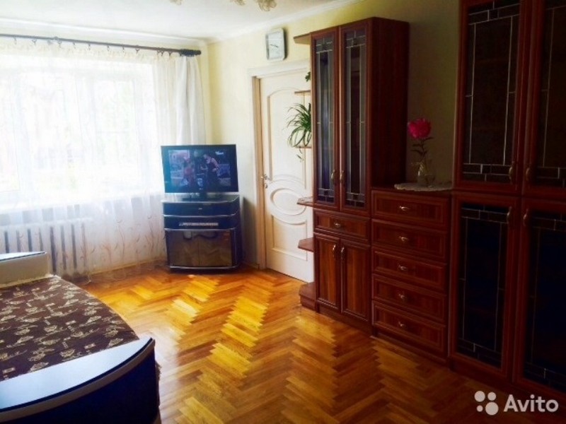 2х-комнатная квартира Грибоедова 21 в Геленджике - фото 4