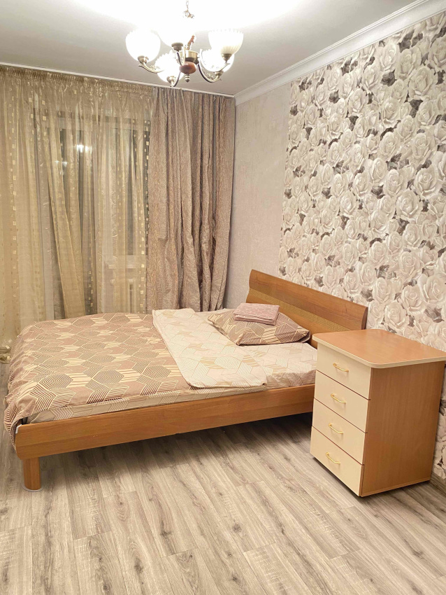 3х-комнатная квартира Ленина 136 в Кемерово - фото 1