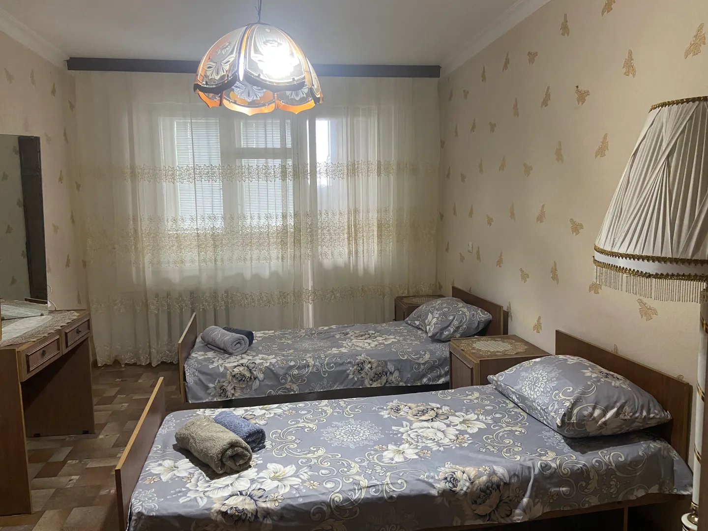 "Уютная для приезжих" 2х-комнатная квартира в Кизилюрте - фото 7