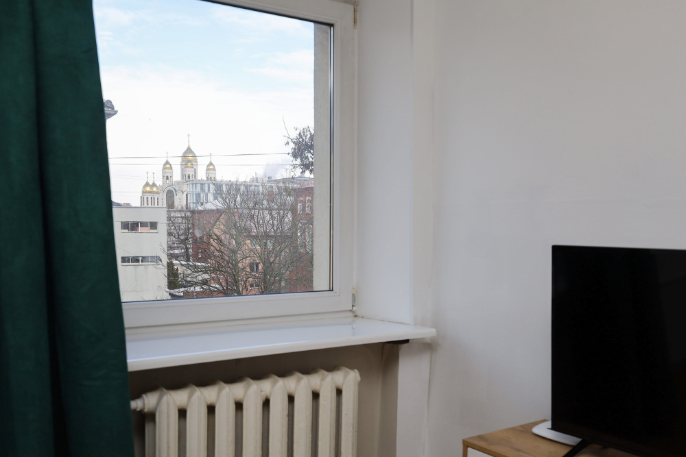 "Яркая в Самом Центре" 2х-комнатная квартира в Калининграде - фото 8