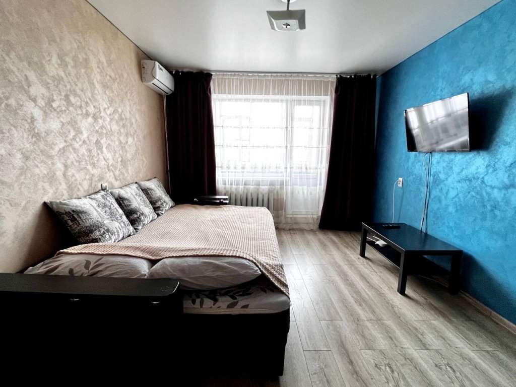 "В Спальном Районе" 1-комнатная квартира в Волгодонске - фото 1