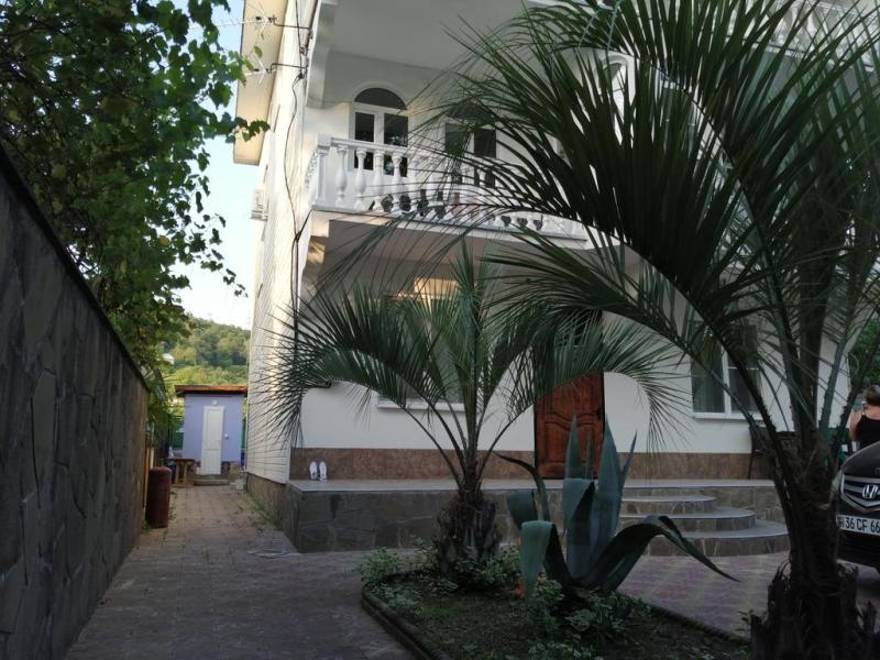 "На Минеральной" гостевой дом в Вардане - фото 1