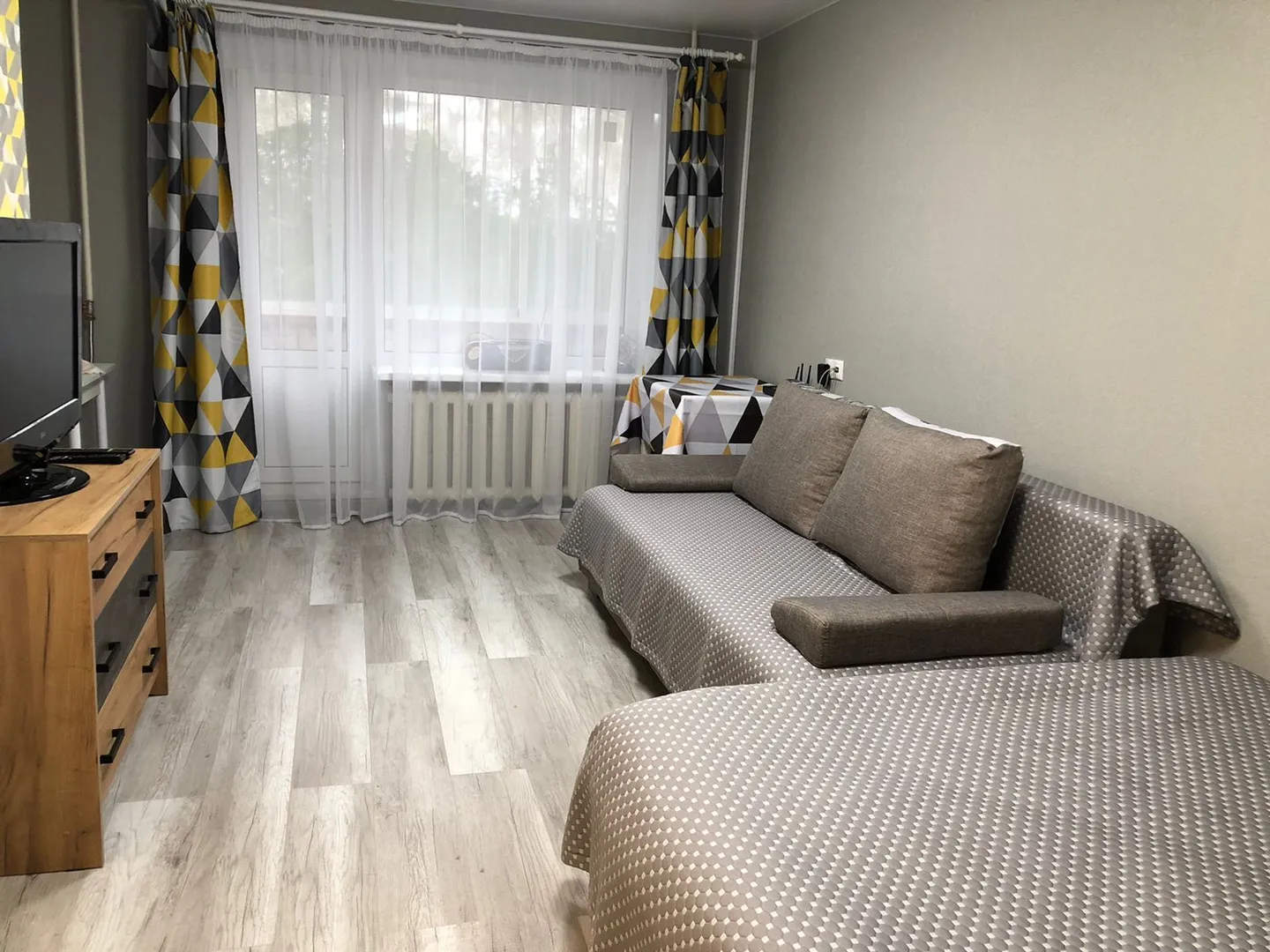 "Уютная и чистая в центре" 1-комнатная квартира в Медвежьегорске - фото 2