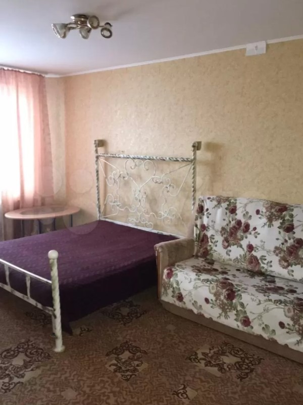 1-комнатная квартира Есенина 58 в Белгороде - фото 1