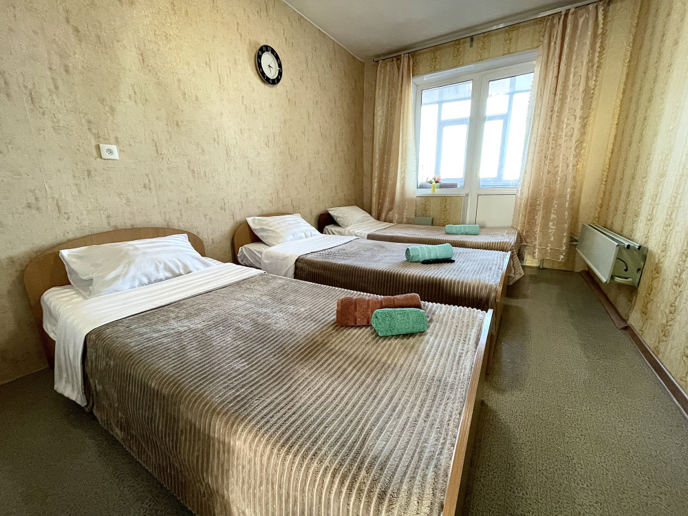 2х-комнатная квартира Маршала Гречко 104 в Крымске - фото 1
