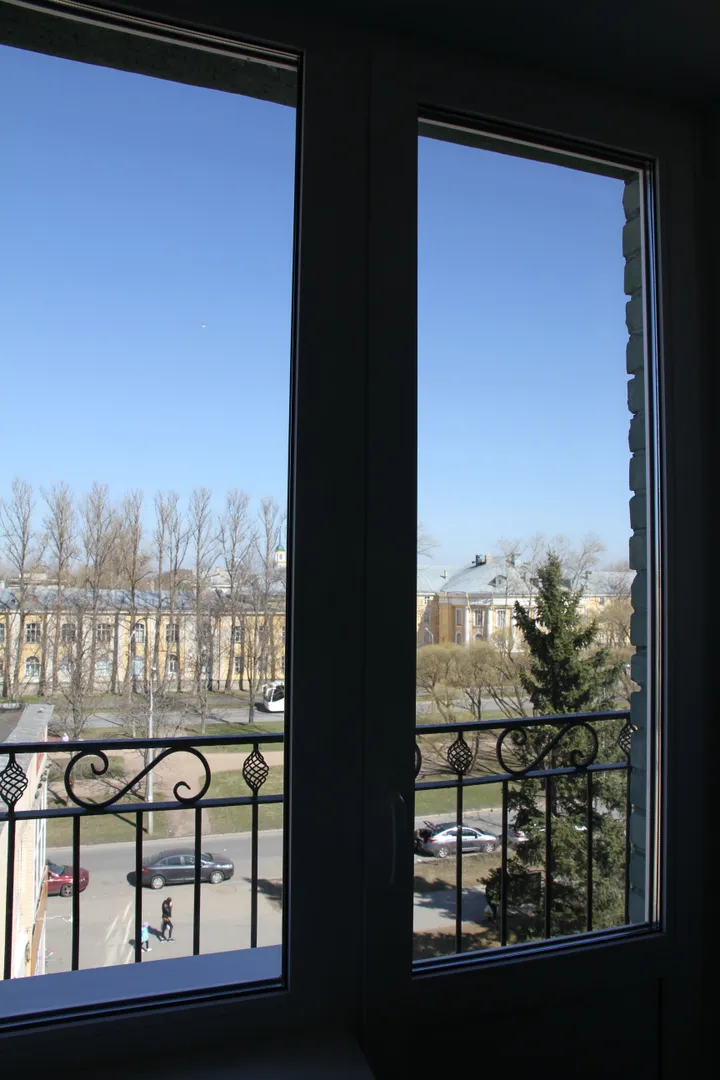 "С балконом" 1-комнатная квартира в Петергофе - фото 6