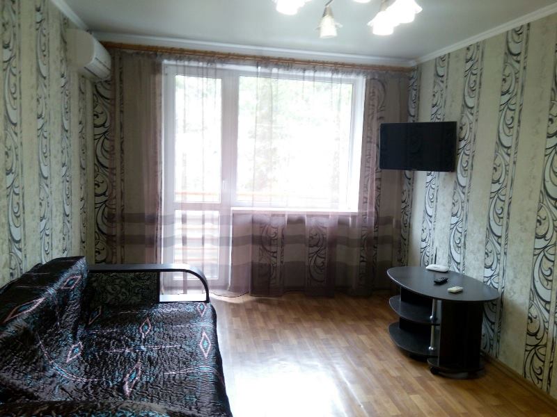 2х-комнатная квартира  Голицына 30 в Новом Свете - фото 5