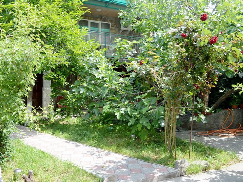 "Уютный дворик" гостевой дом в Алуште - фото 3