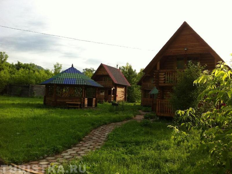 "Деревенька Шпили Village" база отдыха в с. Соузга - фото 1