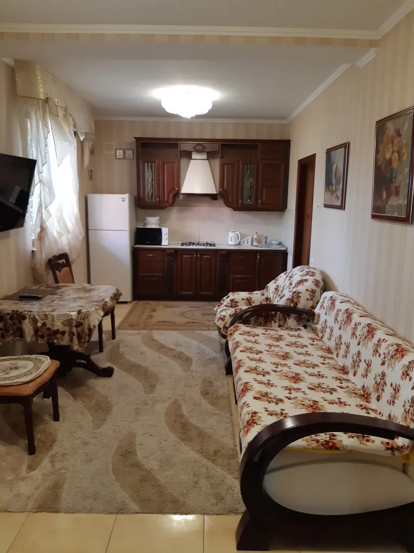 "Уютная в частном секторе" 2х-комнатная квартира в п. Партенит (Алушта) - фото 11