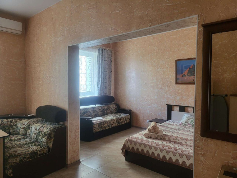 "Уютная на Пионерский 57к2" 1-комнатная квартира в Джемете - фото 2