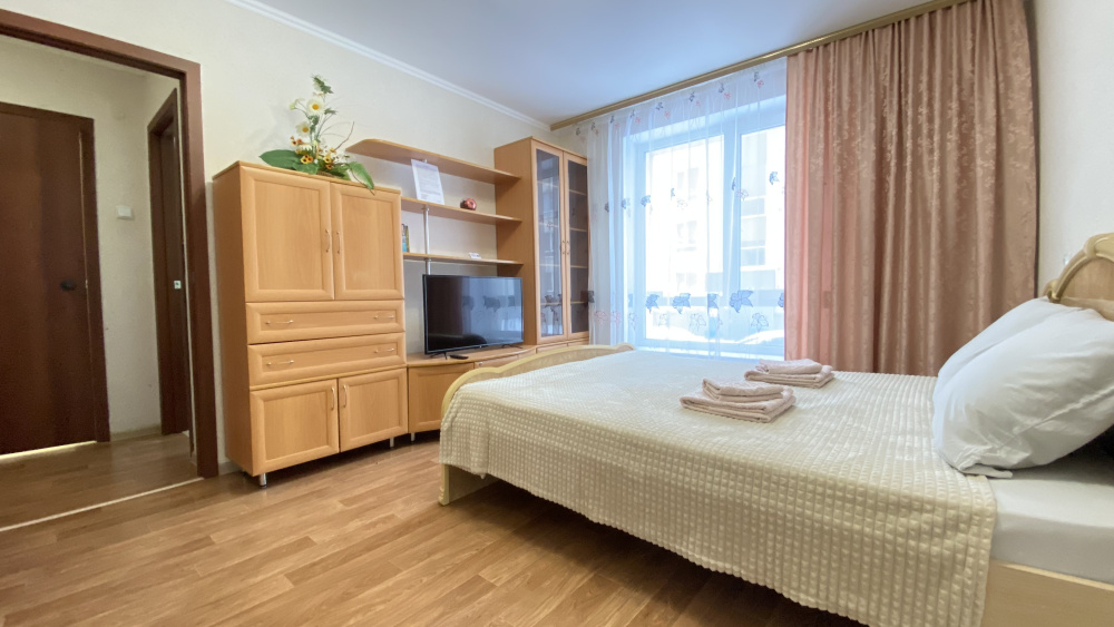 1-комнатная квартира Петра Тарасова 15 в Калуге - фото 3