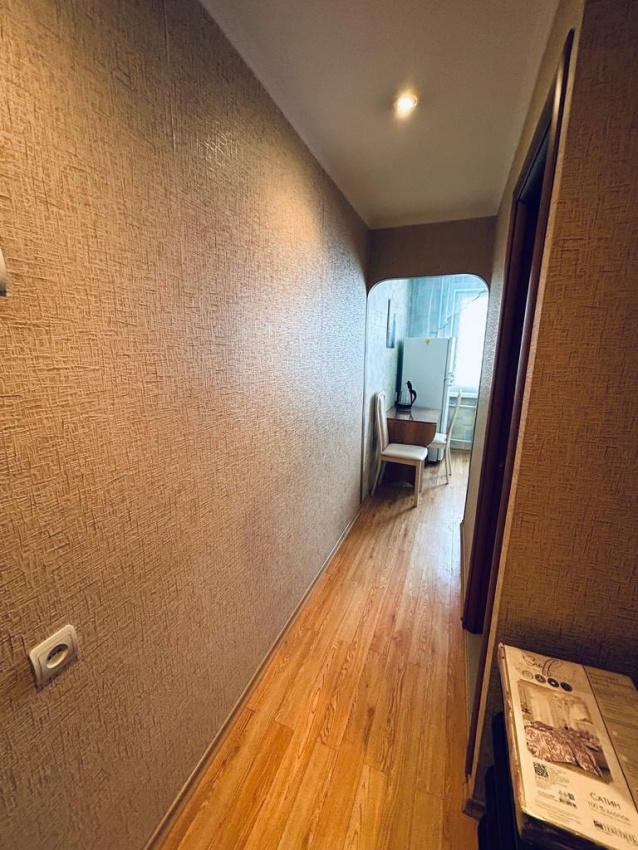 "С ремонтом" 1-комнатная квартира в Южно-Сахалинске - фото 9