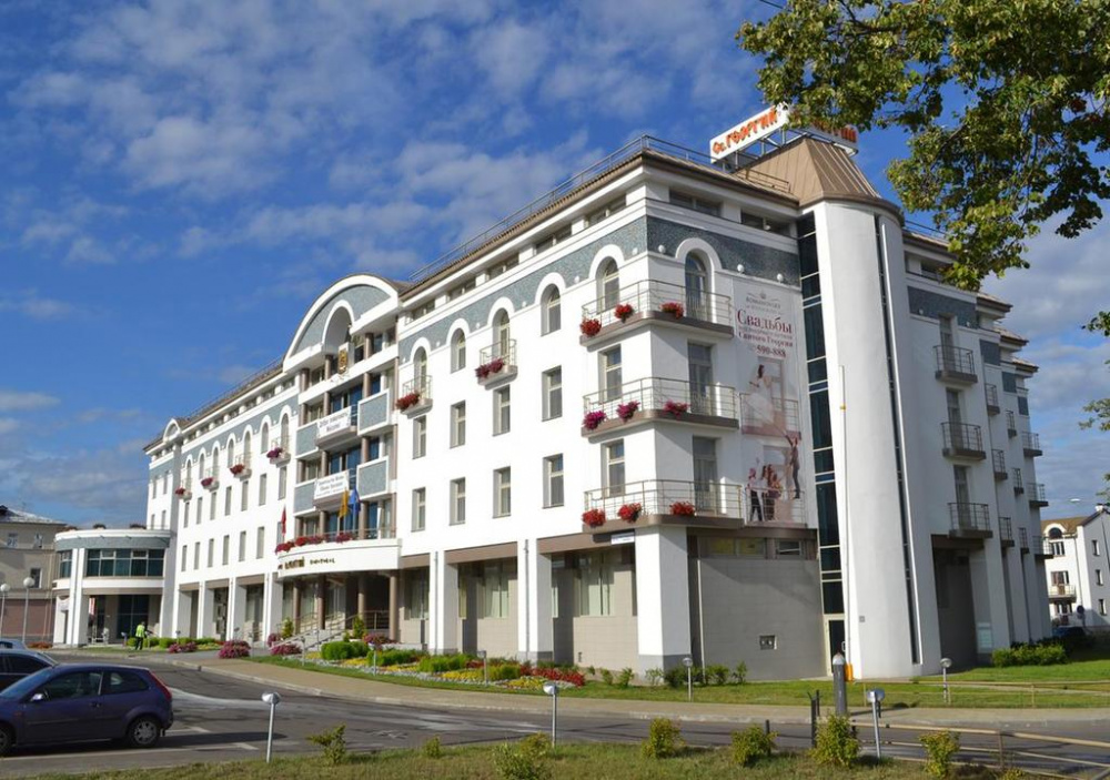 "Азимут" отель в Ярославле - фото 1