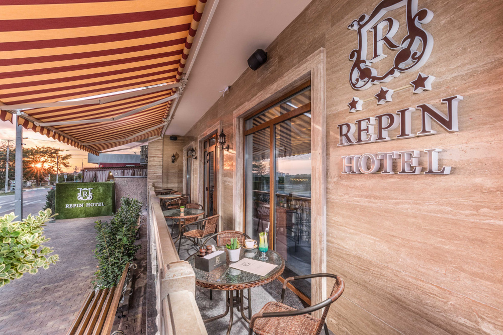 "Repin Hotel&Restaurant" отель в Витязево - фото 3