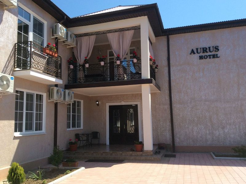 "AURUS" гостиница в Сухуме - фото 3