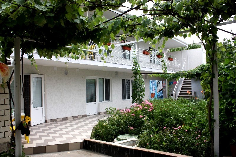 "Калинина 15" гостевой дом в Феодосии, ул. Калинина, 15 - фото 10
