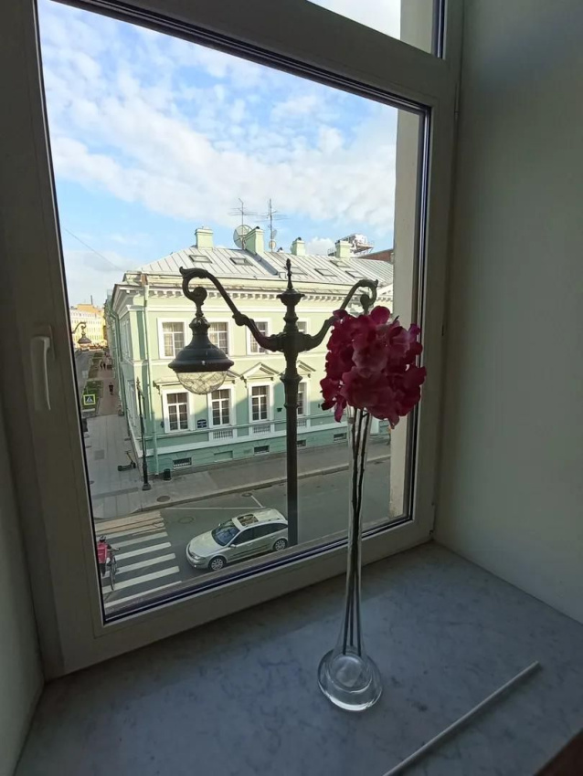 "С видом на красивую улицу" 2х-комнатная квартира в Санкт-Петербурге - фото 12