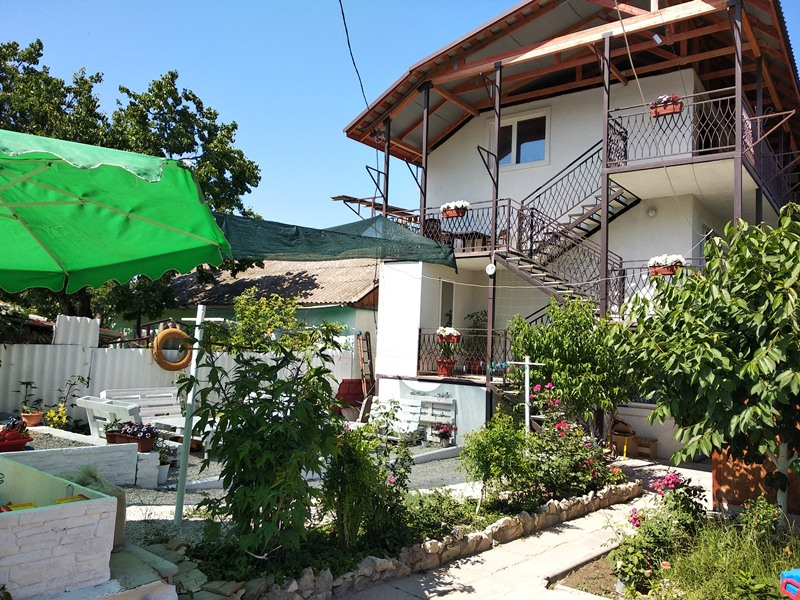 "Ариэль" гостевой дом в Феодосии - фото 1