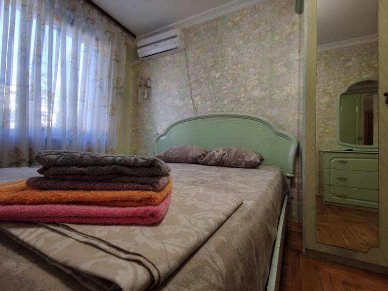 2х-комнатная квартира Подвойского 9 в Гурзуфе - фото 19