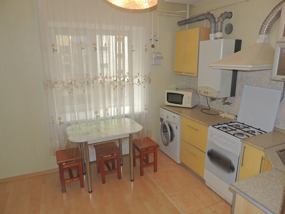 1-комнатная квартира Ясенская 23 в Ейске - фото 4